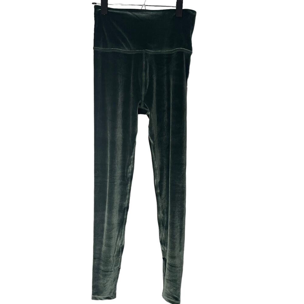NWT Beyond Yoga dark green velvet leggings - Size Medium